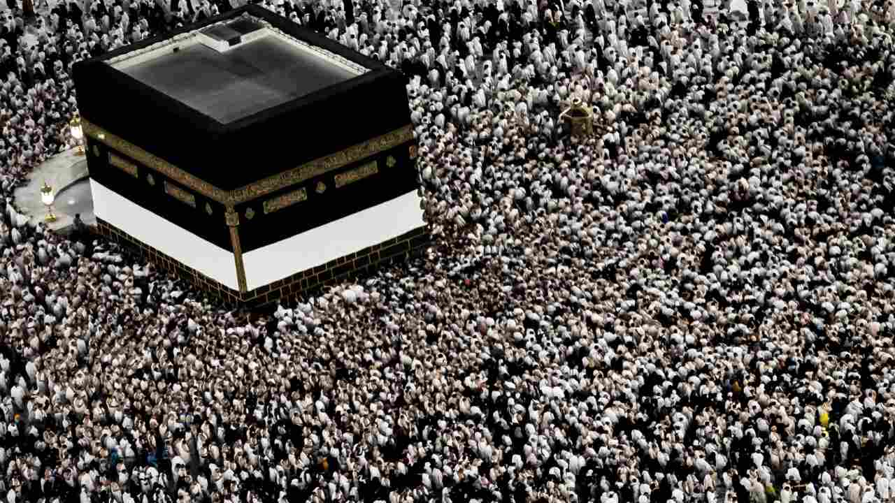 Islam: The Fastest Growing Religion in the World (image Social Media))