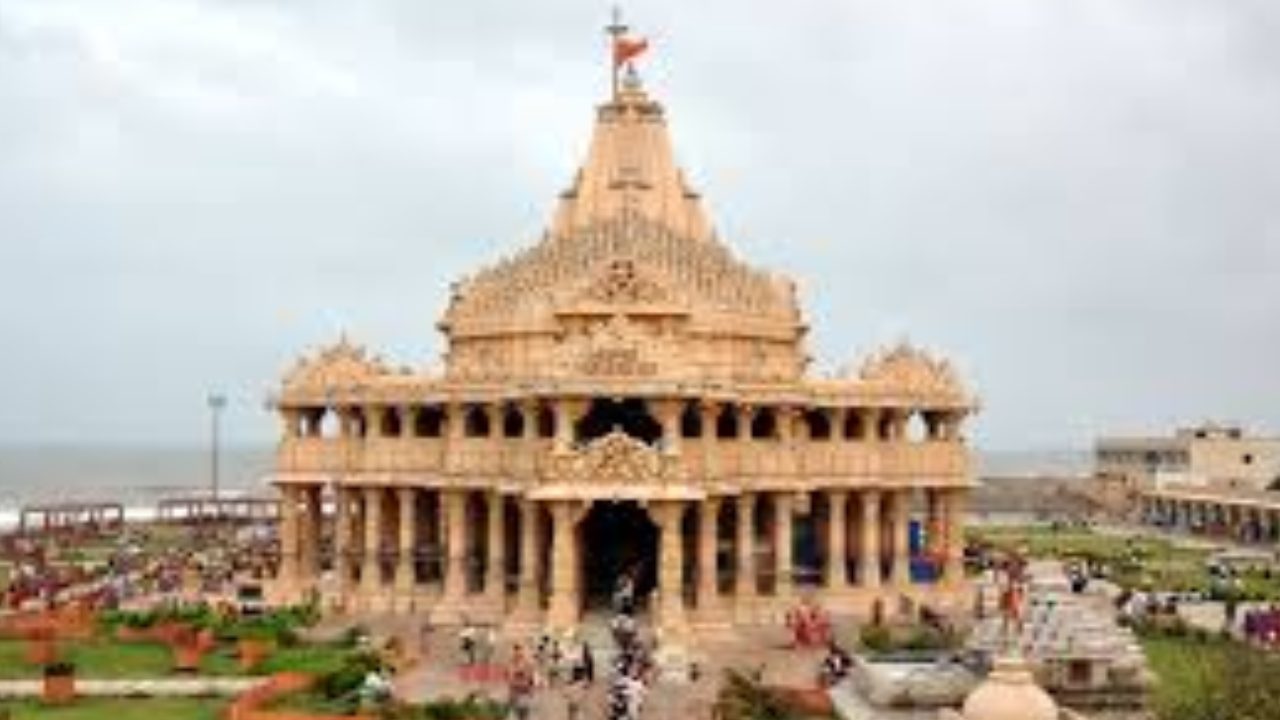 Somnath Temple (image Social Media)) (1).jpg
