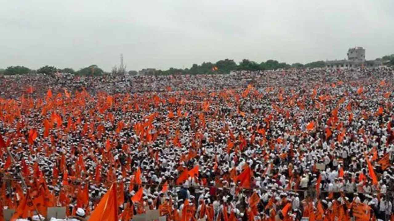 Crowd Politics (Photo_ Social Media).jpg