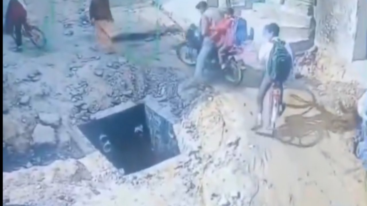 Ludhiana Sewer Accident (image Social Media).jpg