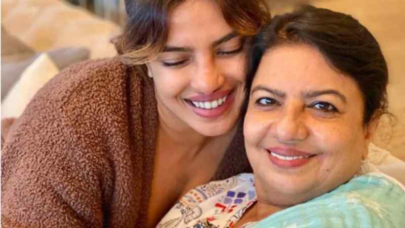 Priyanka with her Queen (image Social Media)