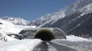 Zojila Tunnel (image Social Media).jpg