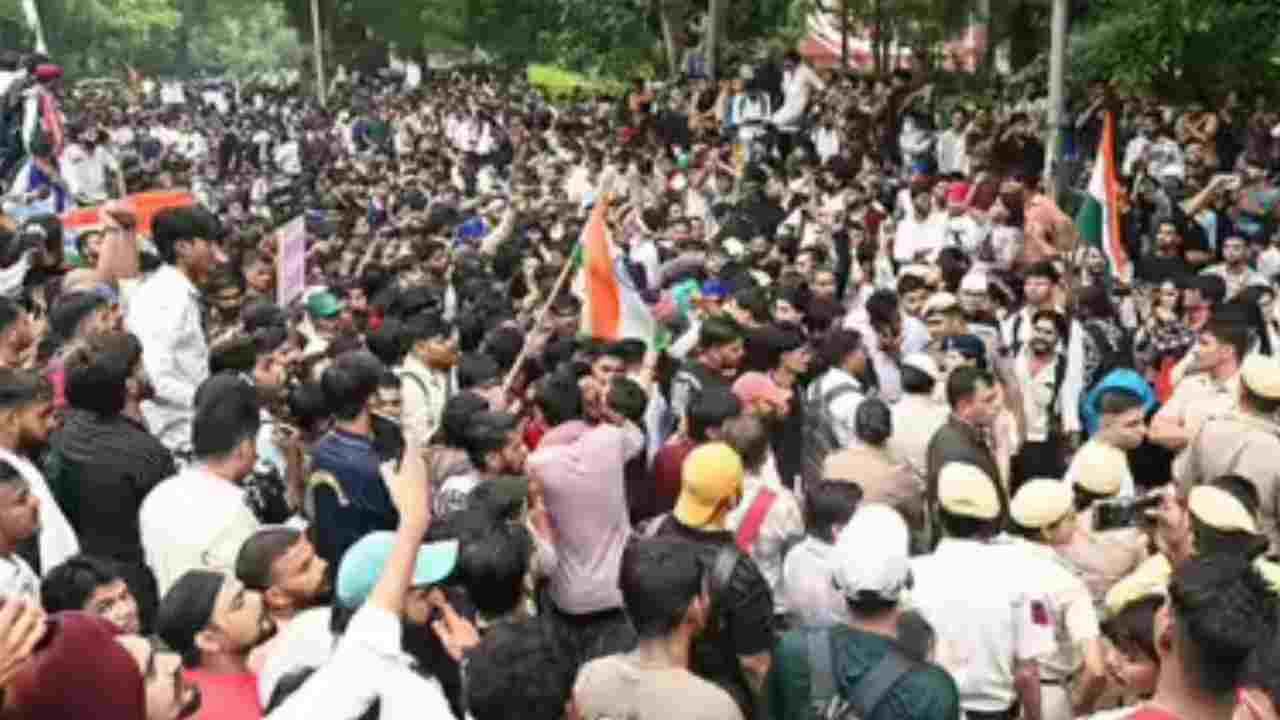 Jantar Mantar Protest (Social Meadia)