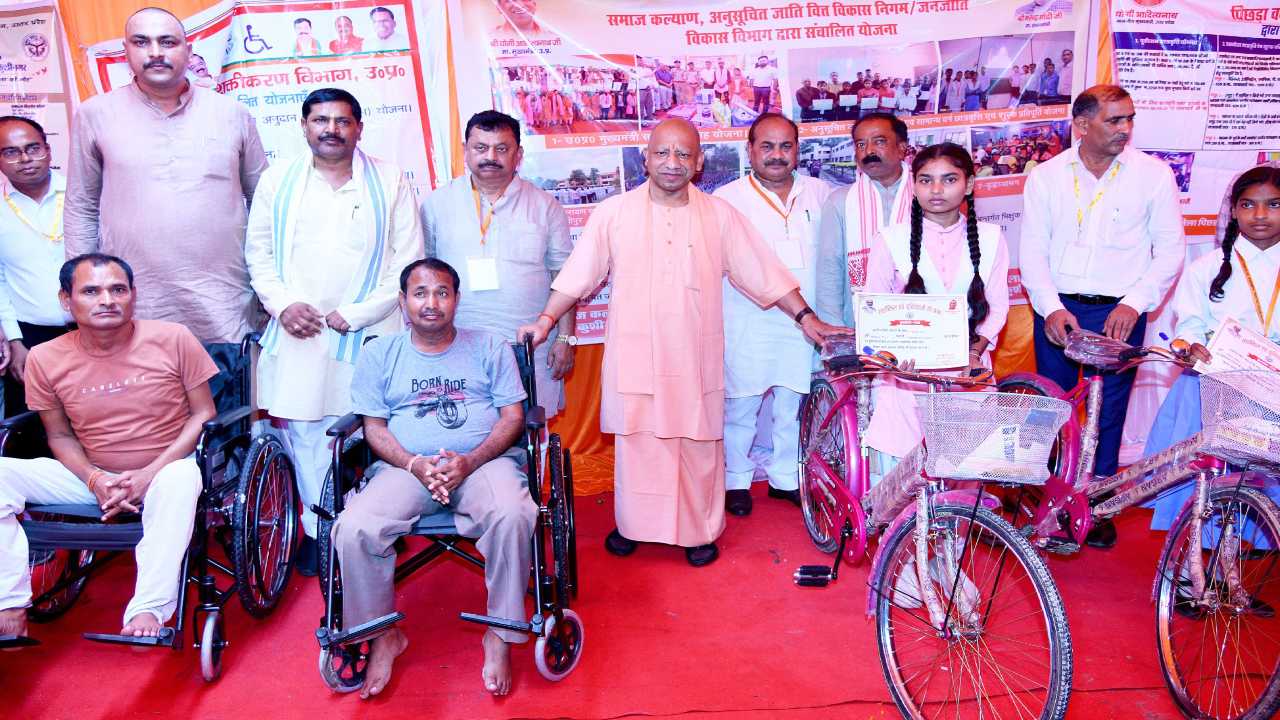 Yogi Adityanath (Social Meadia)