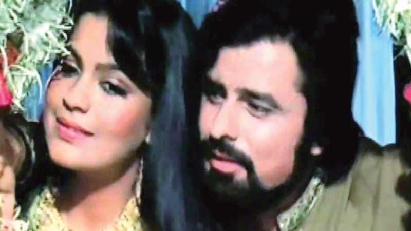 Zeenat Aman (image Social Media).jpg